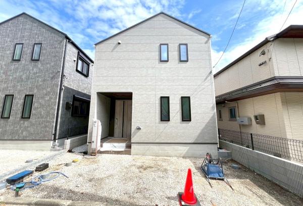 中区本牧荒井　全２棟Ｂ号棟
