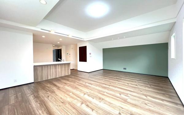 中区本牧荒井 全2棟B号棟(リビング)