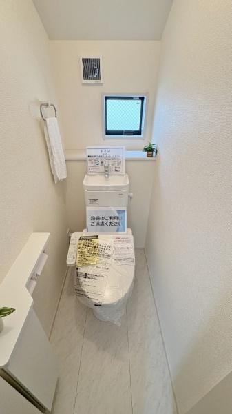 港北区下田町3丁目 全3棟2号棟(トイレ)