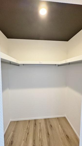 茅ケ崎市高田１丁目　全１棟