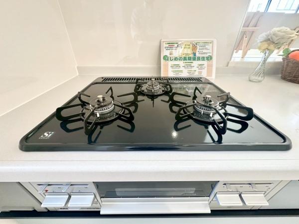 金沢区高舟台２丁目　全２棟２号棟