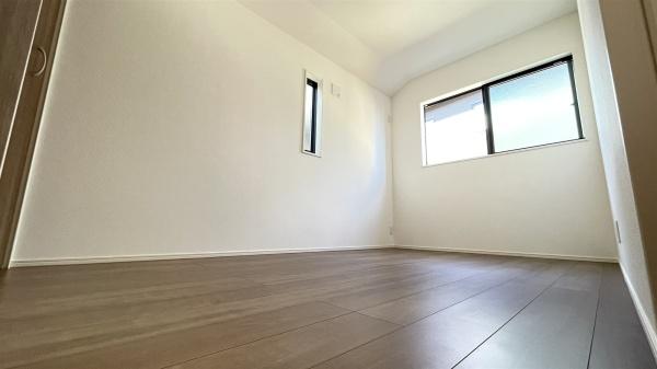 港南区笹下６丁目７期　全１棟