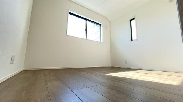 港南区笹下６丁目７期　全１棟