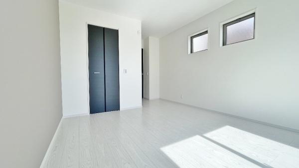 瀬谷区三ツ境　全２棟２号棟