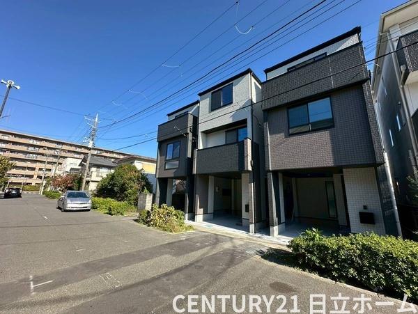 鎌倉市大船４丁目　全３棟２号棟