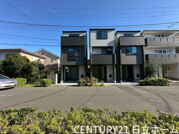 鎌倉市大船４丁目　全３棟２号棟