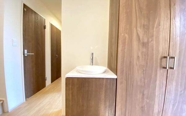 泉区上飯田町　全2棟2号棟