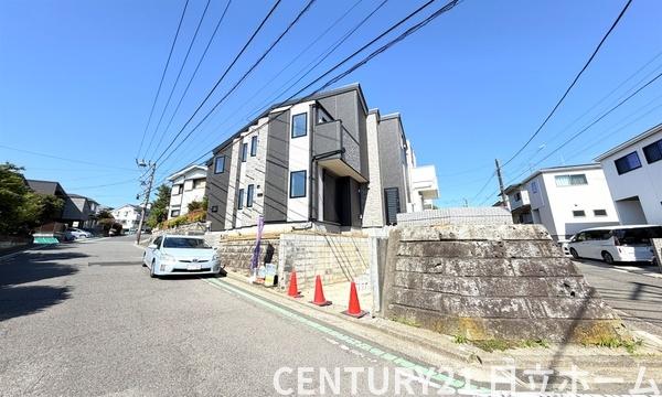 旭区白根６丁目　全２棟１号棟
