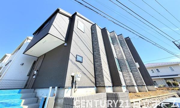 旭区白根６丁目　全２棟１号棟