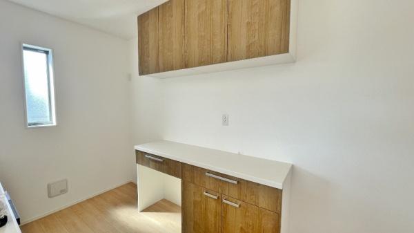 緑区北八朔町　全１棟１号棟