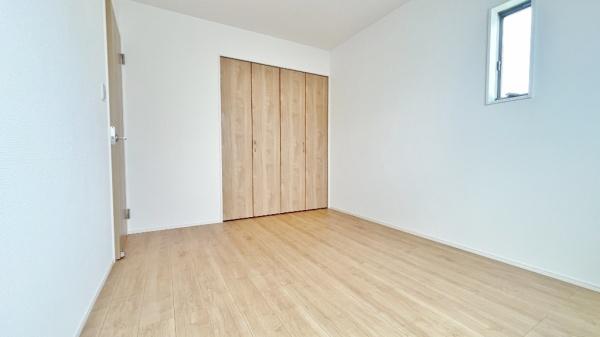 緑区北八朔町　全１棟１号棟