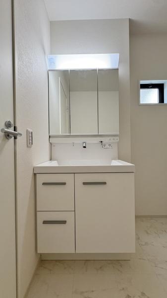 金沢区釜利谷西２丁目