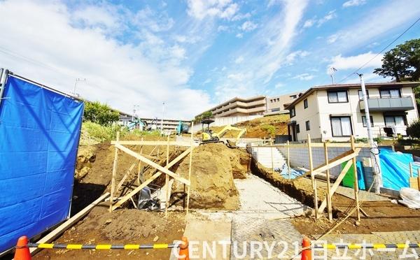 神奈川区菅田町　全３棟１号棟