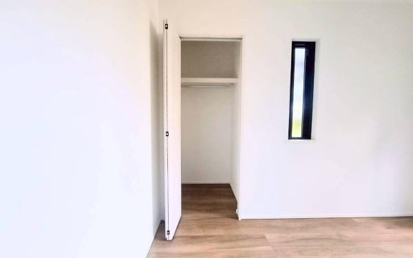 鶴見区梶山１丁目　全２棟１号棟