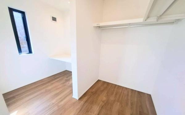 鶴見区梶山１丁目　全２棟１号棟