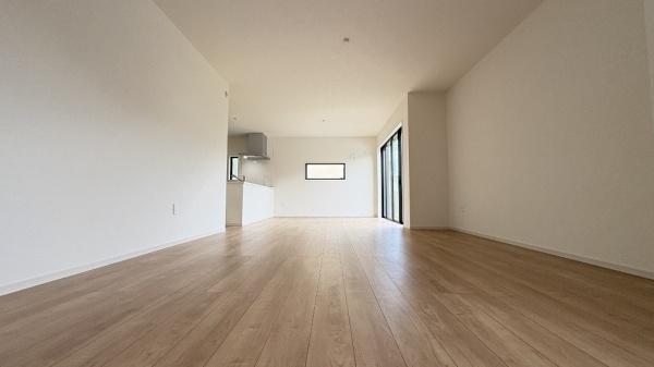 栄区庄戸1丁目(リビング)