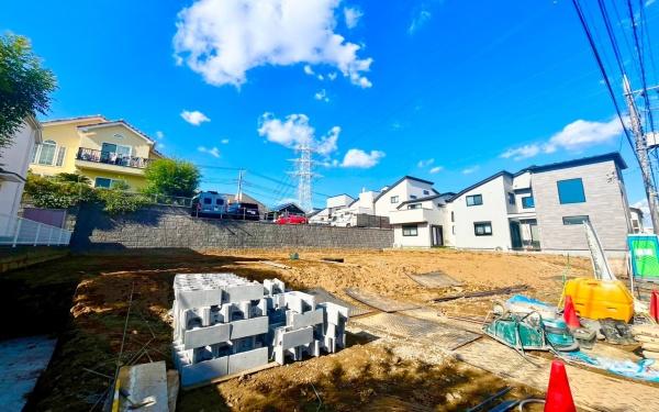 青葉区あざみ野南１期　全３棟２号棟