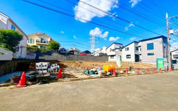 青葉区あざみ野南１期　全３棟２号棟