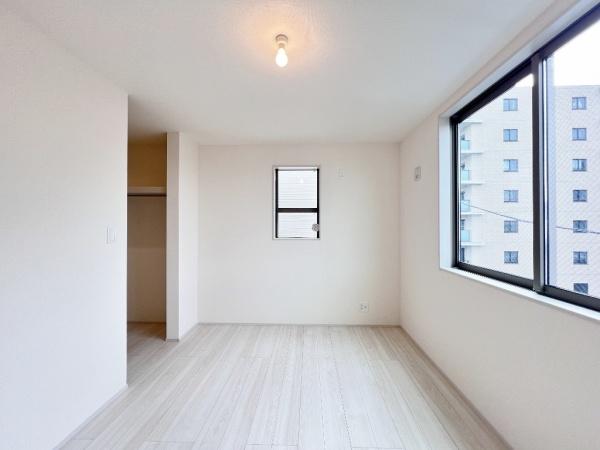 川崎市幸区小向西町４丁目の新築一戸建