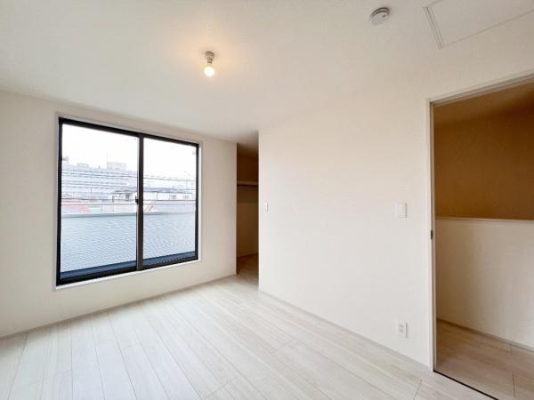 川崎市幸区小向西町４丁目の新築一戸建