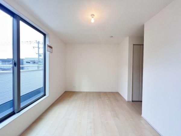 川崎市幸区小向西町４丁目の新築一戸建