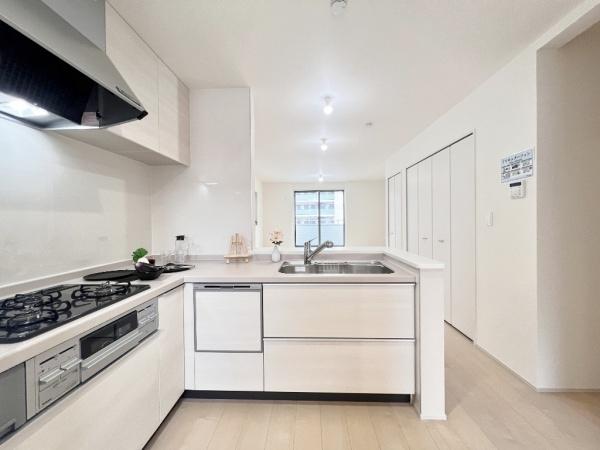 川崎市幸区小向西町４丁目の新築一戸建