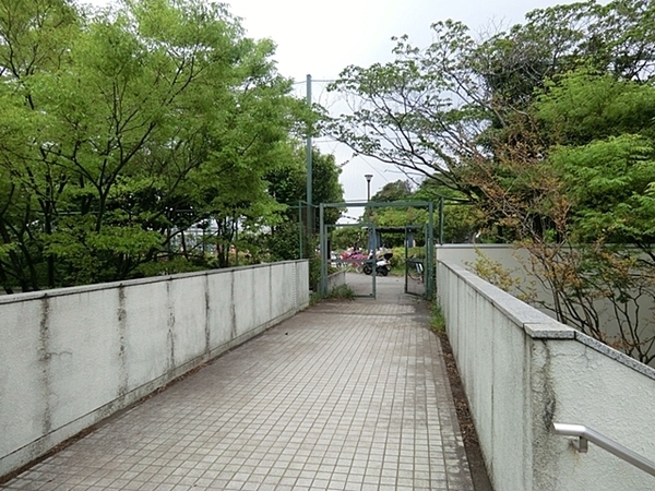 中区本牧町1丁目 全1棟(小港南公園)