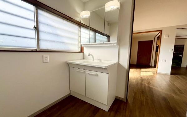 横浜市神奈川区七島町の中古一戸建て