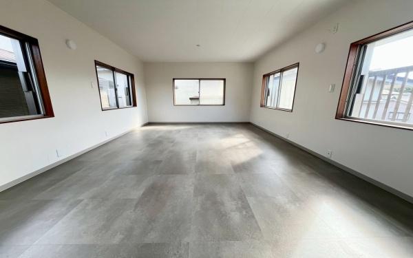 横浜市神奈川区七島町の中古一戸建て