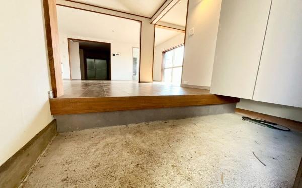 横浜市神奈川区七島町の中古一戸建て