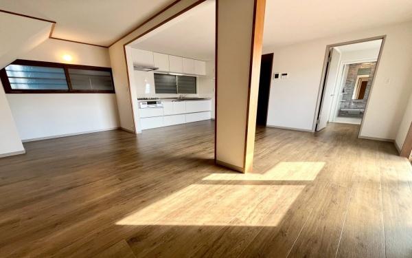 神奈川区七島町　戸建