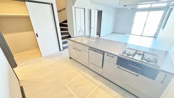 鶴見区下末吉５丁目　全２１棟２０号棟