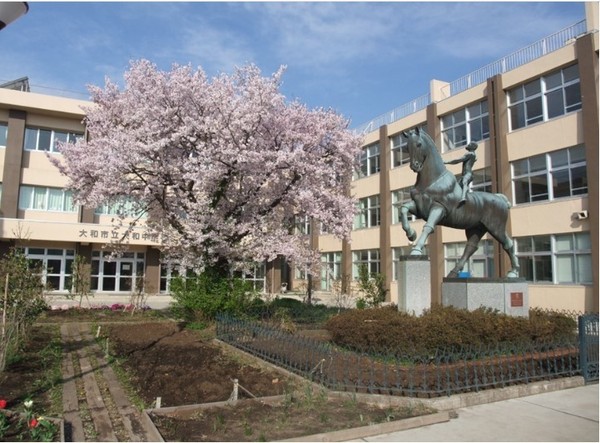 大和市上草柳7丁目 全2棟2号棟(大和市立大和中学校)