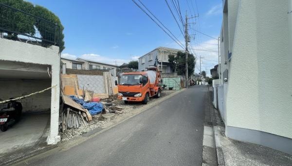 戸塚区深谷町　全２棟Ｂ棟