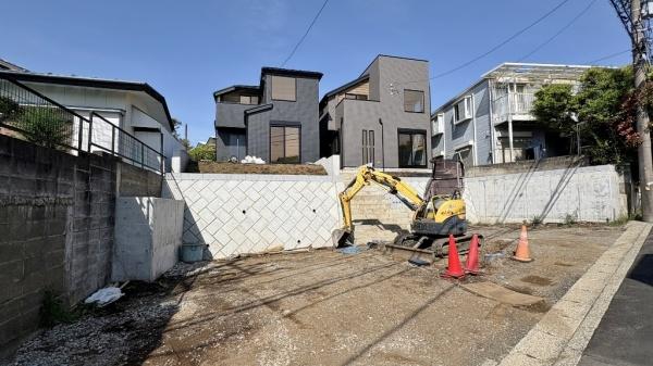 戸塚区深谷町　全２棟Ｂ棟