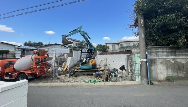 戸塚区深谷町　全２棟Ｂ棟