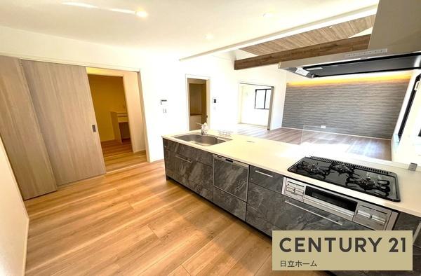 磯子区岡村５丁目　全２棟１号棟