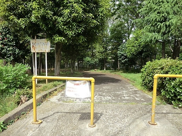川崎市多摩区南生田1丁目の新築一戸建(南生田一丁目公園)