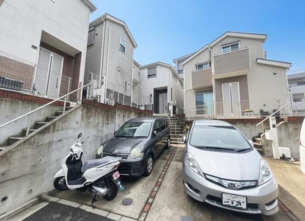 南区別所中里台　戸建て