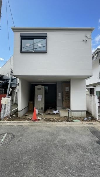 都築区川和町　全１棟