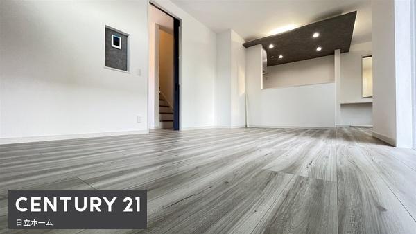 泉区中田東4丁目 全2棟1号棟(リビング)