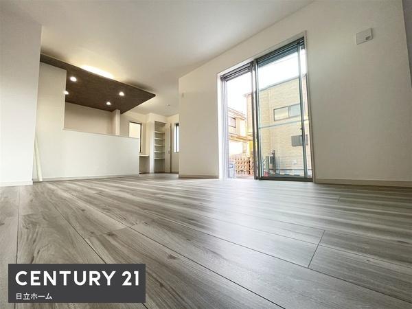 泉区中田東4丁目 全2棟1号棟(リビング)