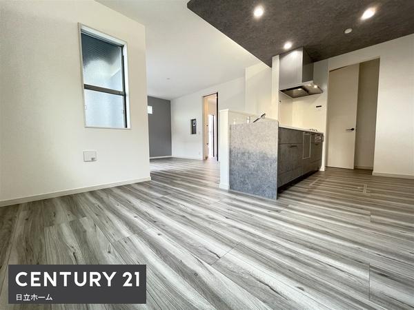 泉区中田東4丁目 全2棟1号棟(リビング)