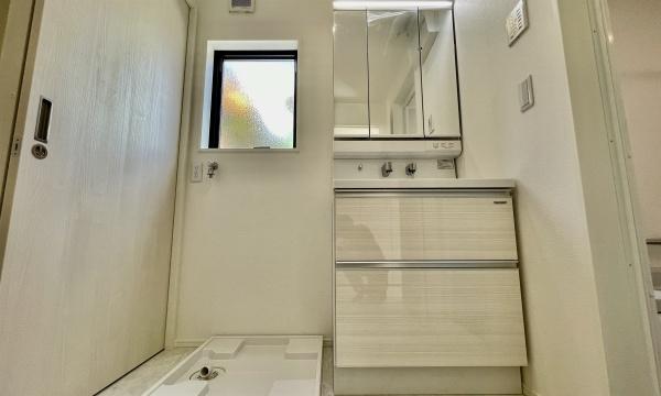 泉区新橋町　全１棟