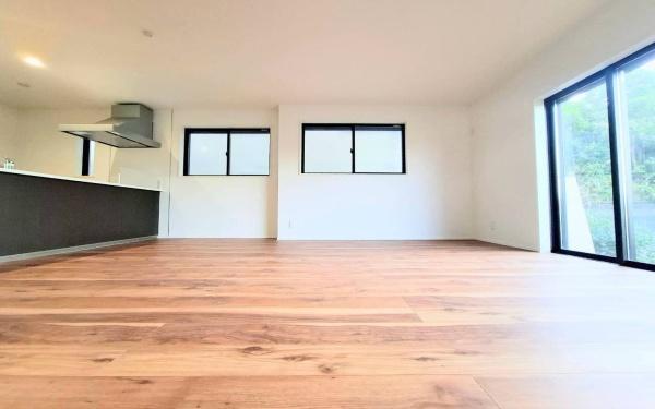 鎌倉市腰越１丁目　全２棟１号棟