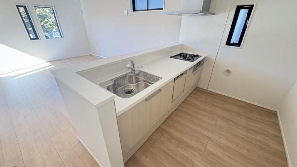 中区本牧元町２期　全１棟