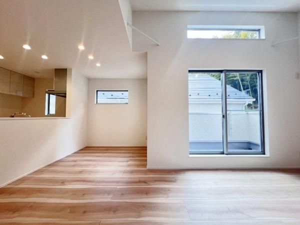 栄区飯島町　全8棟6号棟