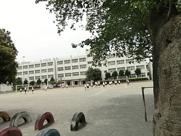 大和市中央林間西５丁目　全３棟１号棟(大和市立緑野小学校)