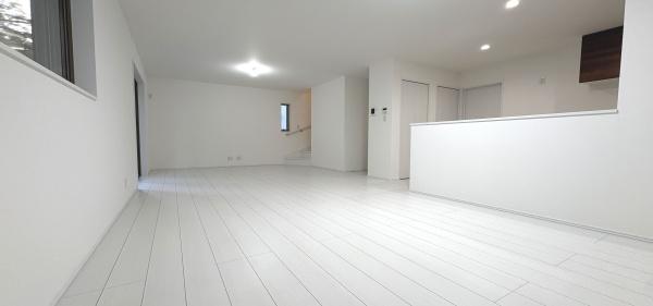 大和市中央林間西５丁目　全３棟１号棟