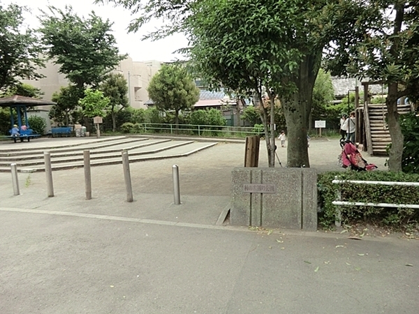 大和市中央林間西５丁目　全３棟３号棟(柿の木通り公園)